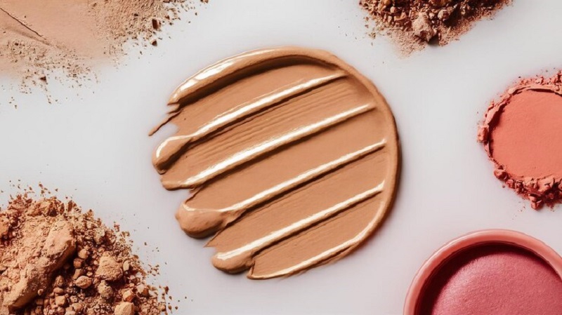رژگونه کرمی یا پودری
