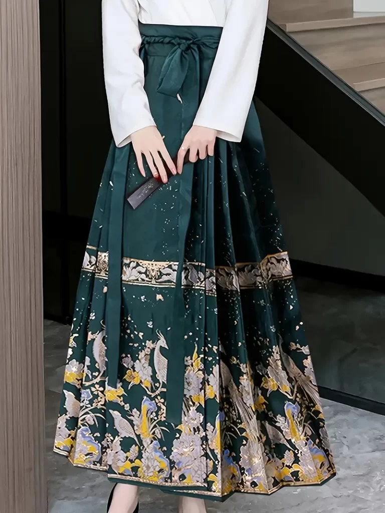 دامن طرحدار چین چینی