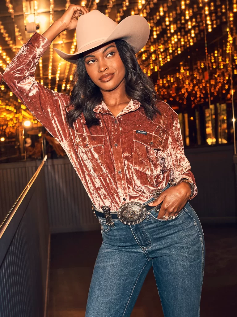 پیراهن زنانه مخمل صورتی براق