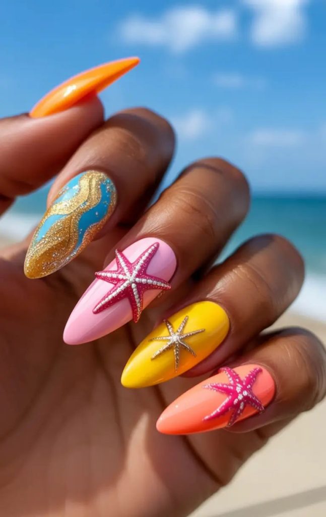 دیزاین ناخن رنگی با طرح ستاره دریایی