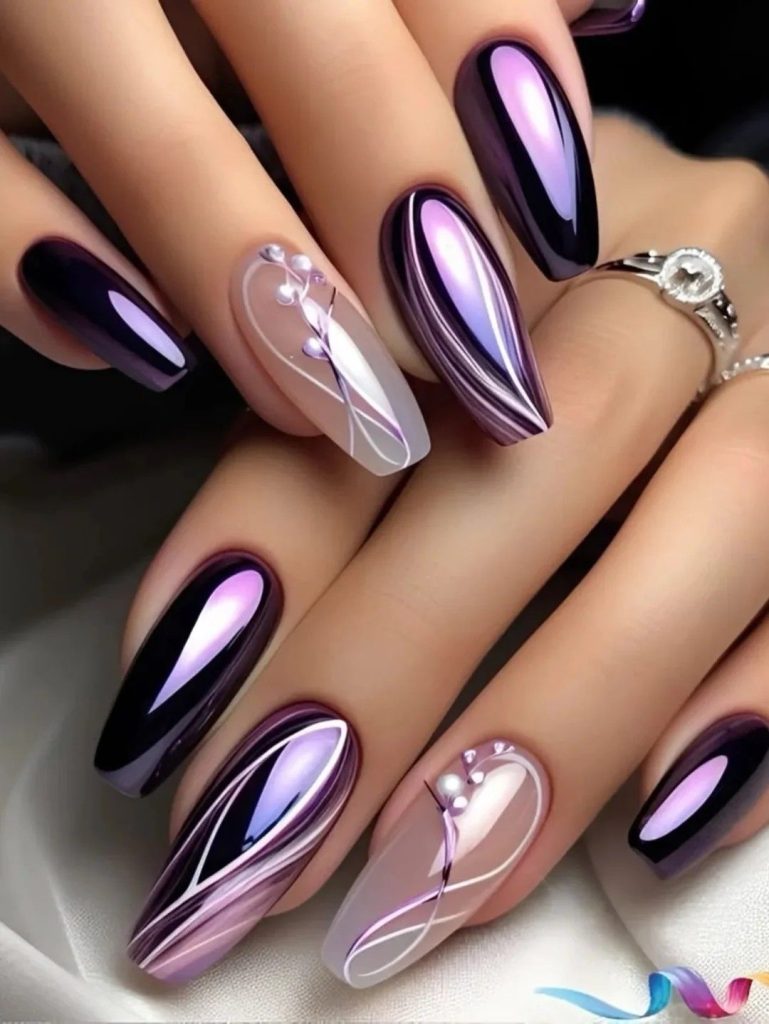 طراحی لاک ناخن بنفش