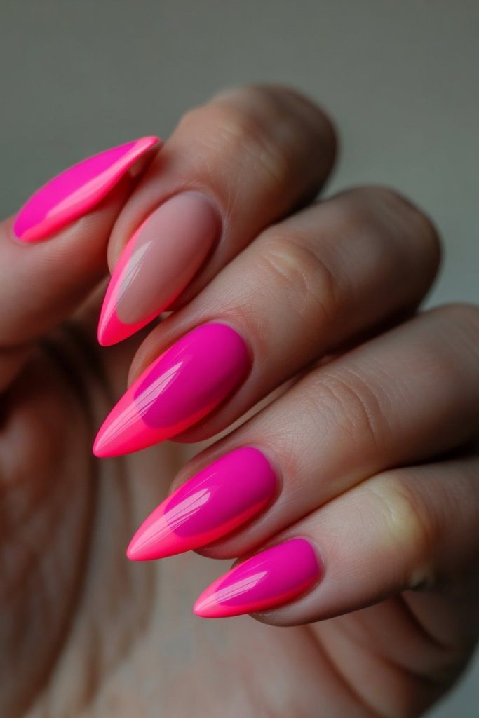 ناخن صورتی فرنچ