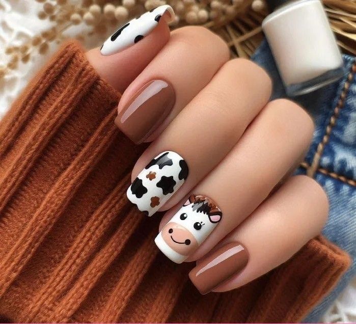 دیزاین ناخن با پترن گاوی
