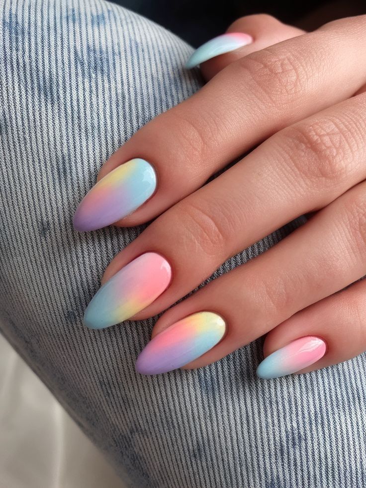 ناخن بادامی پاستلی 