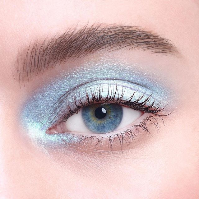 سایه چشم یخی