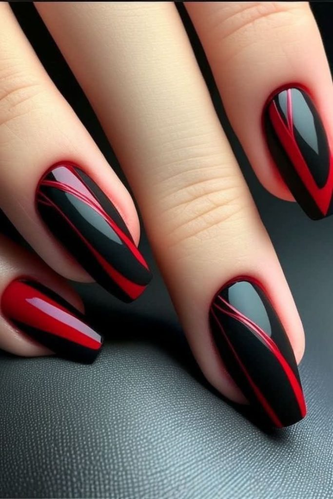 دیزاین ناخن مشکی قرمز