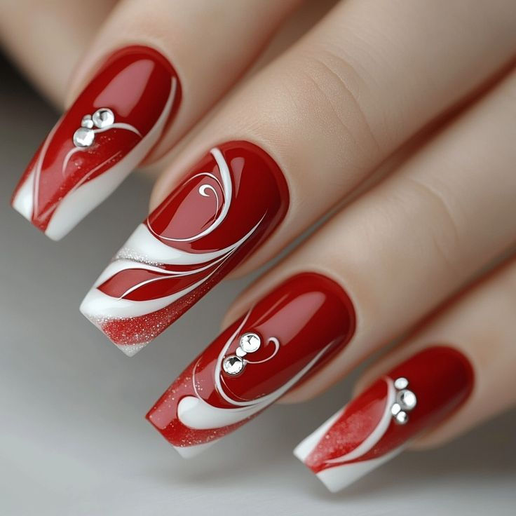 دیزاین ناخن قرمز و سفید