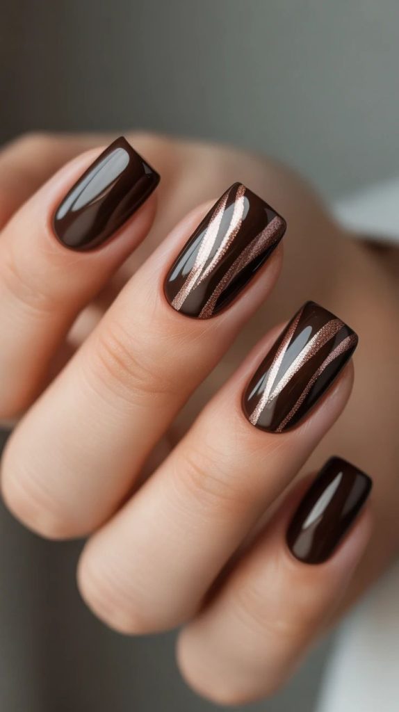 ناخن مربع کوتاه سیاه