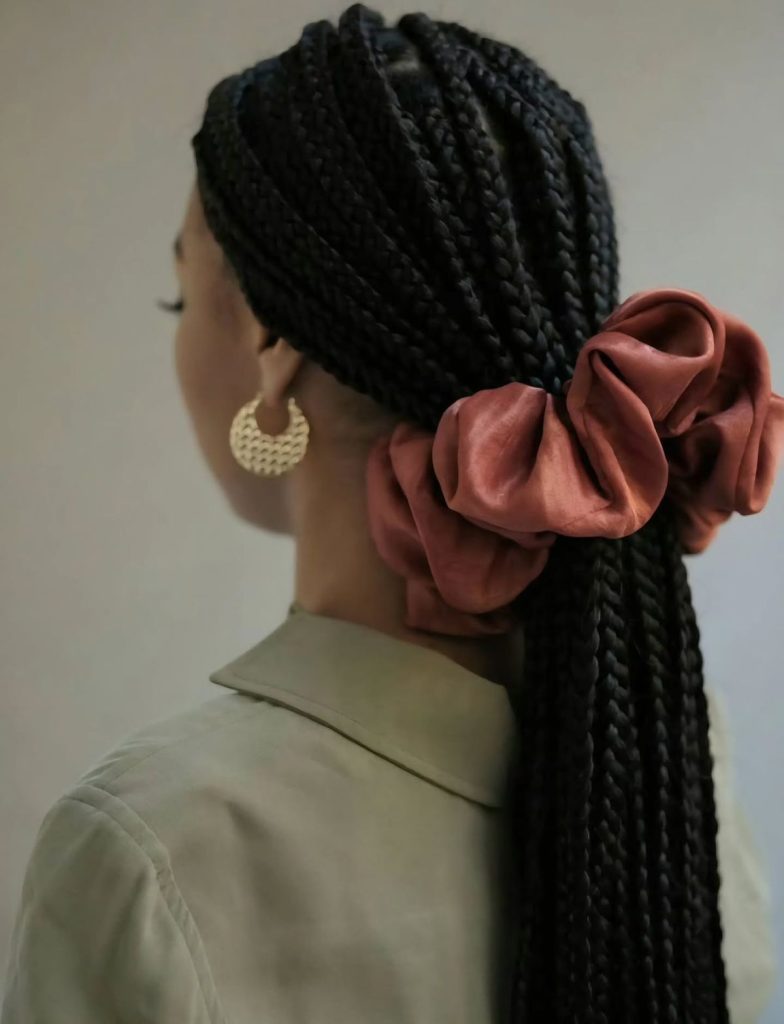 کش مو اسکرانچی حریر زنانه قرمز