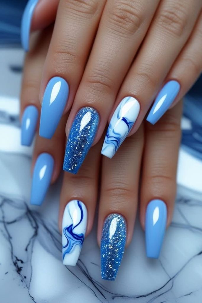 دیزاین ناخن آبی