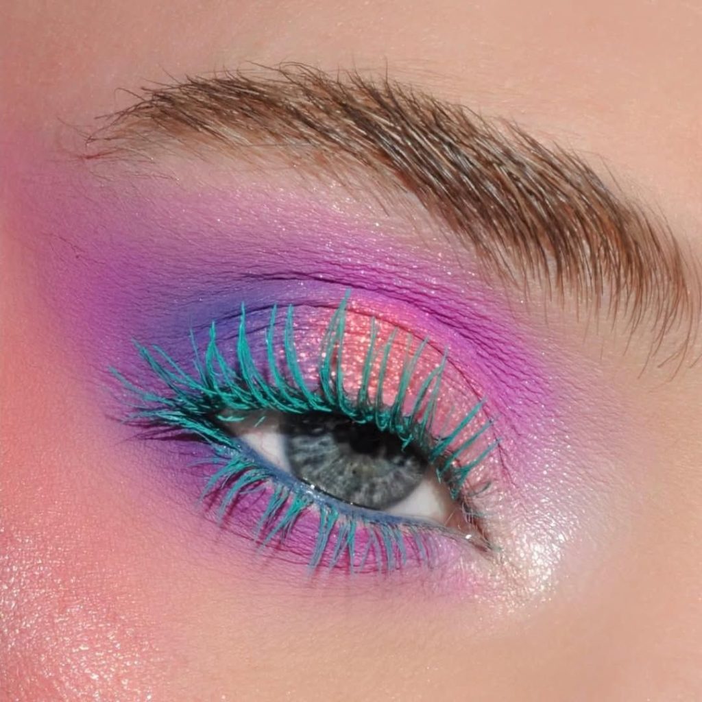 ریمل رنگی ابی روشن