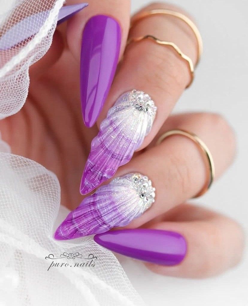 دیزاین ناخن صدفی بنفش