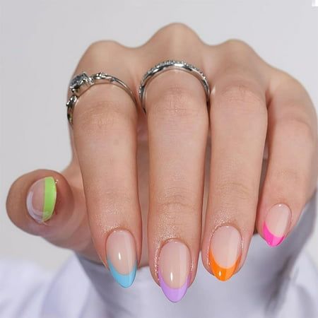 ناخن فرنچ رنگی چند رنگی