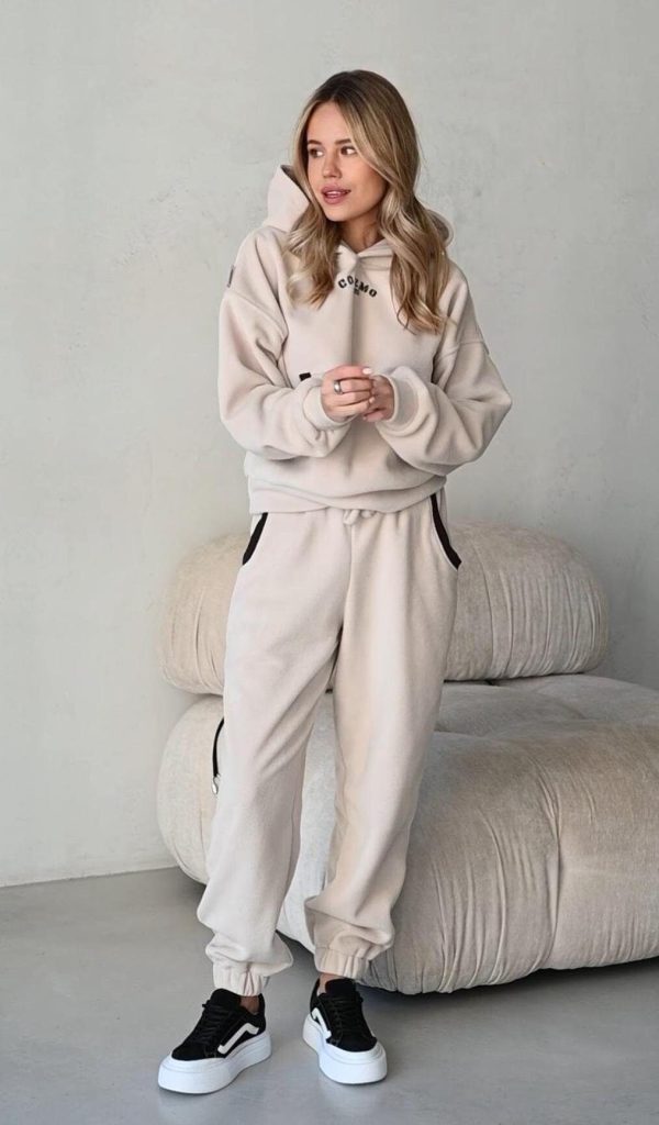 ست فلیس اسپرت زنانه کرم