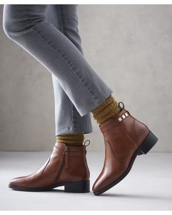 نیم بوت پاییزی چرم قهوه ای