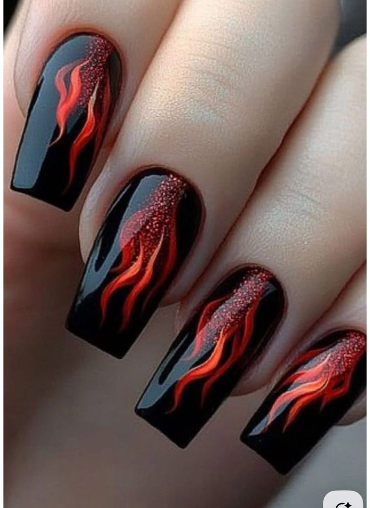 دیزاین ناخن مشکی قرمز با طرح اتش