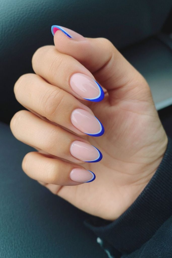 فرنچ ناخن آبی نازک