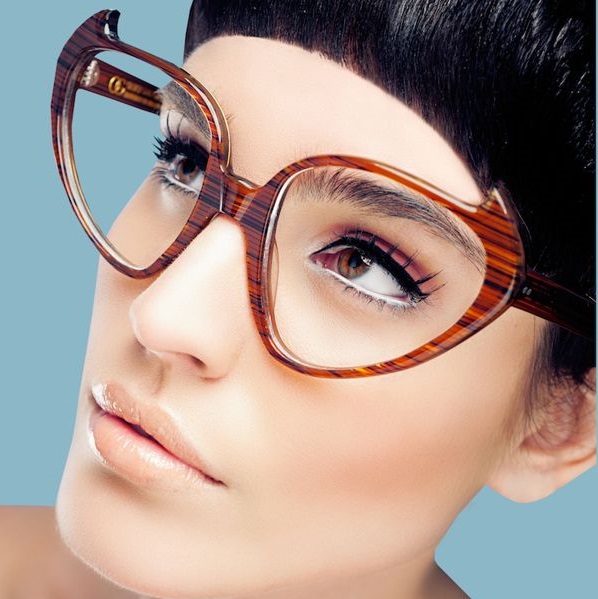 فریم عینک خاص قهوه ای