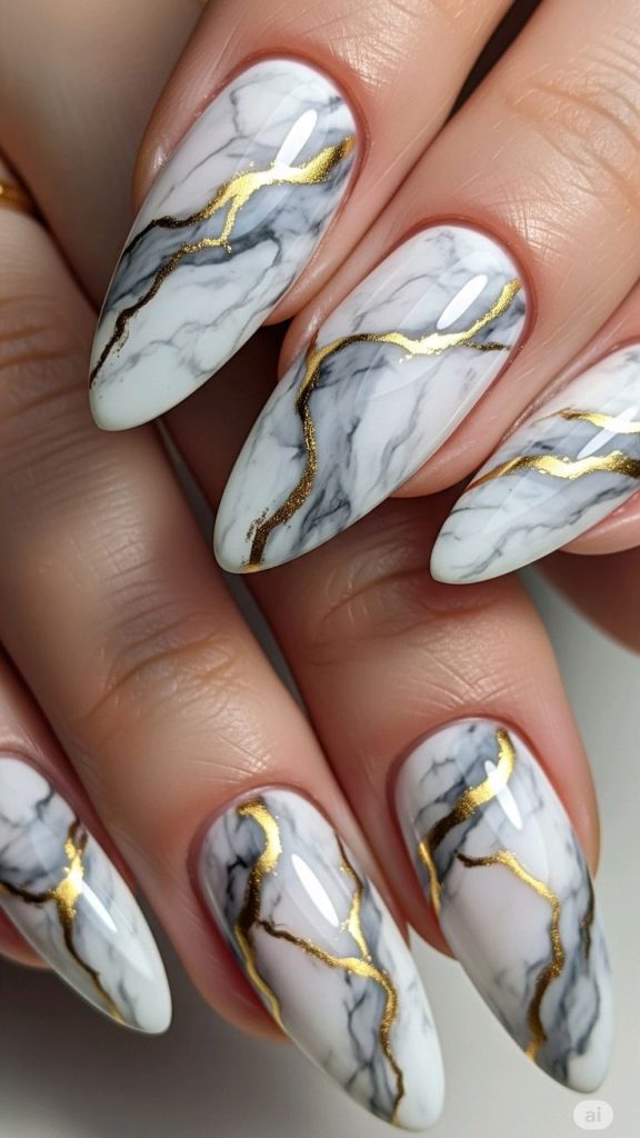 دیزاین ناخن مرمر سفید