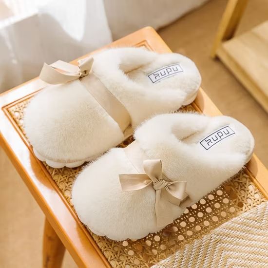 دمپایی خزدار خانگی سفید