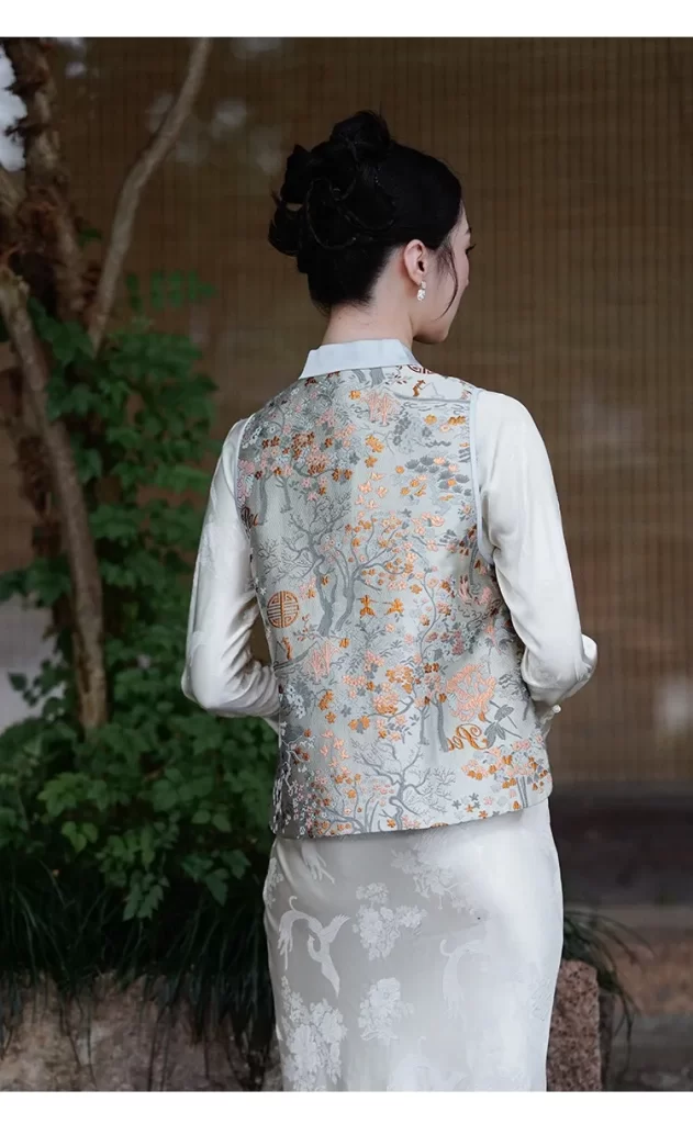 جلیقه زنانه سنتی طوسی با طرح گل