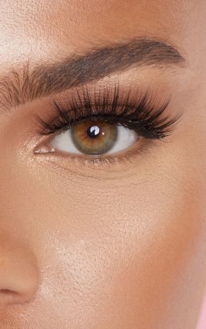 آرایش مژه پرپشت