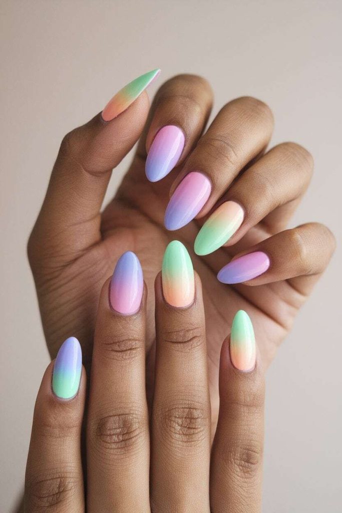 ناخن بادامی پاستلی رنگارنگ