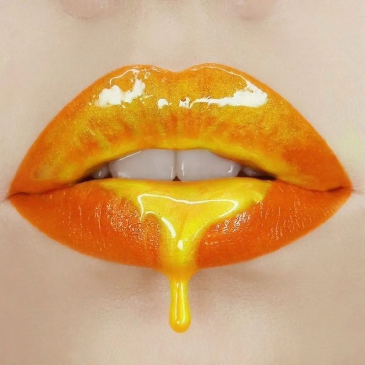 بالم لب پرتقالی؛ عطری شیرین و رنگی ملایم که لب‌هات رو نرم و دل‌بر می‌کنه!
