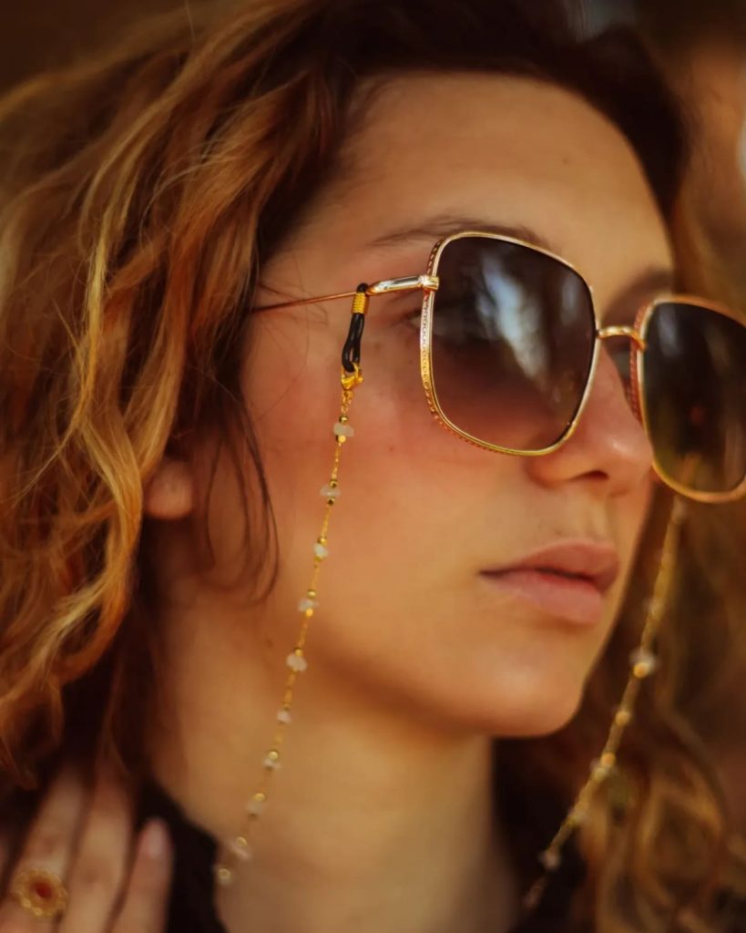 بند عینک طلایی