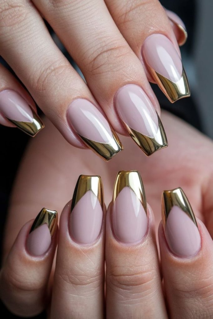 فرنچ ناخن شیک و خاص طلایی