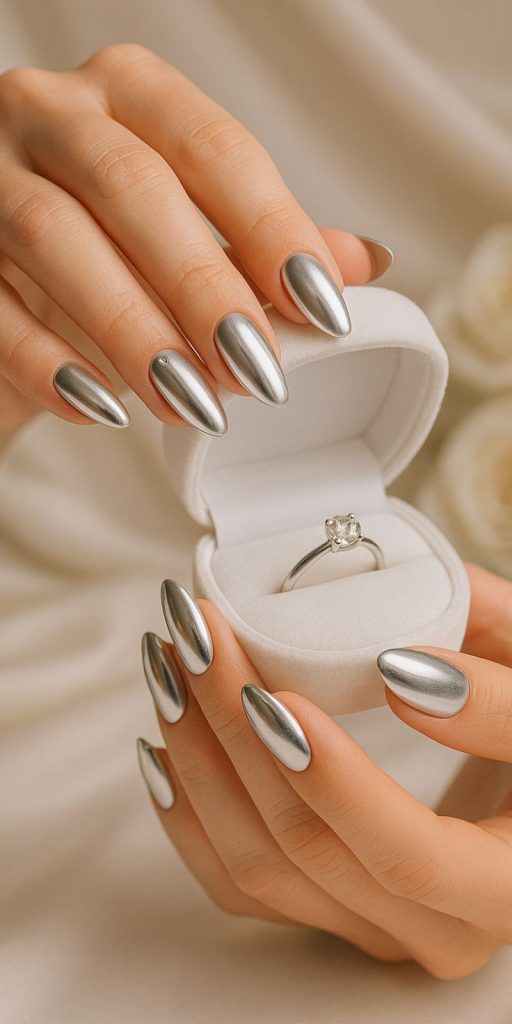 لاک متالیک نقره‌ای