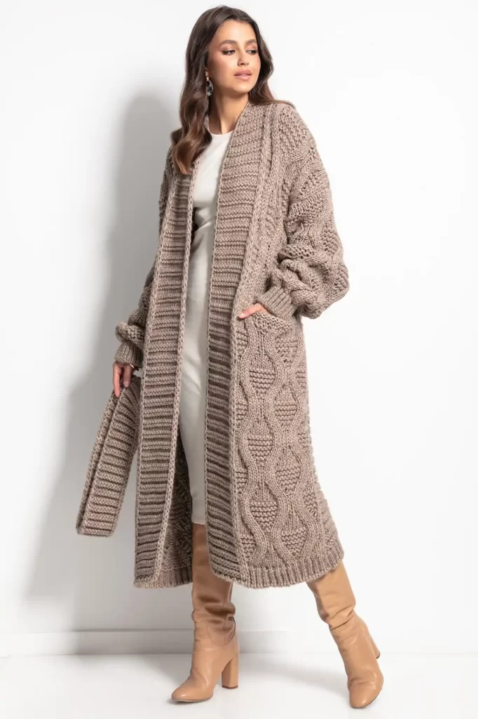 کاردیگان زنانه بلند به رنگ کرم