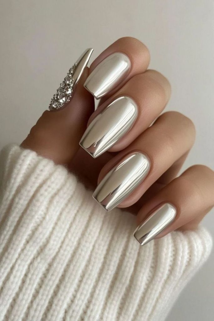 لاک متالیک نقره‌ای