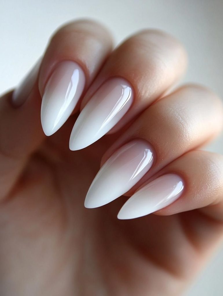 فرنچ ناخن سفید