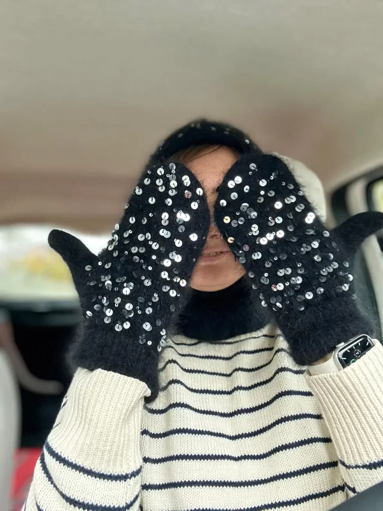 دستکش بافت پولکی سیاه