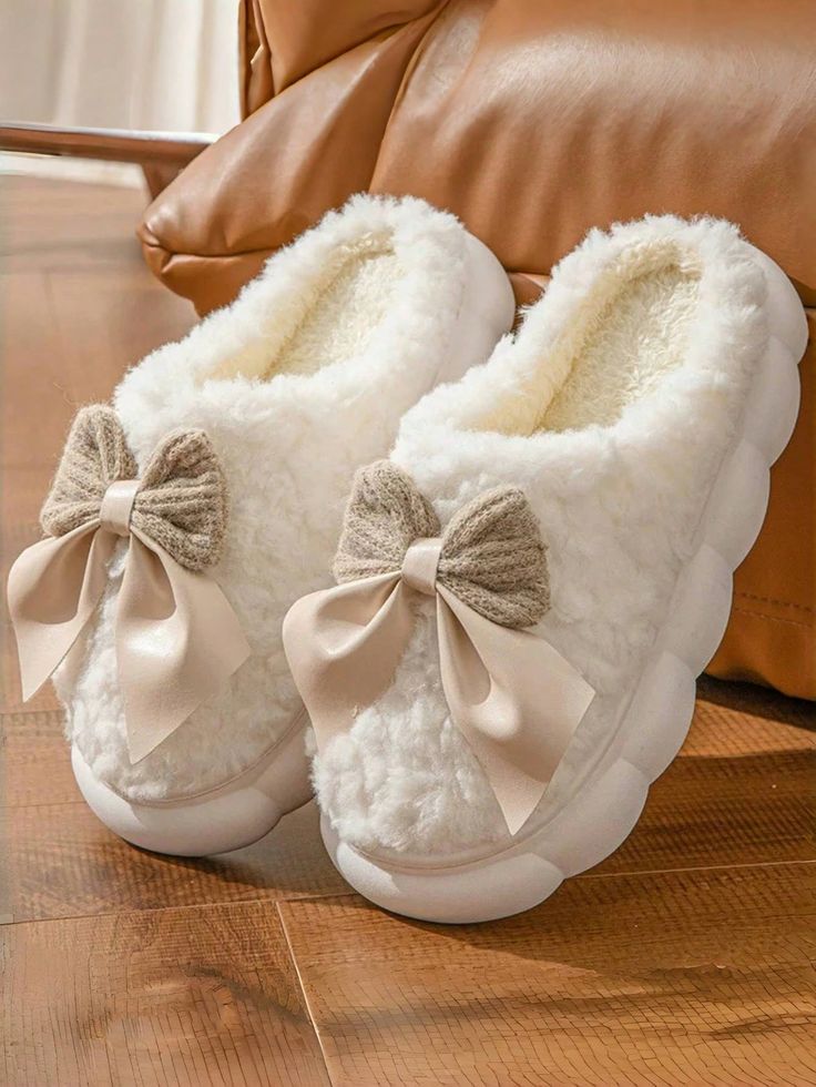 صندل پشمی خاص سفید