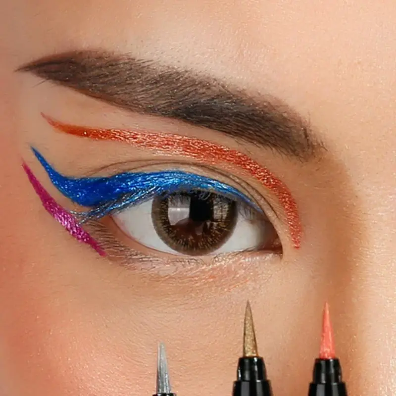 خط چشم رنگی