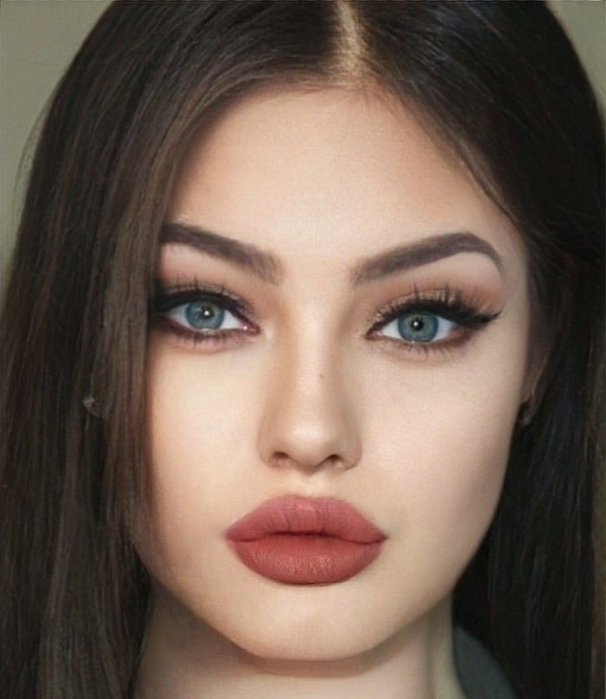 ابرو پر دخترانه