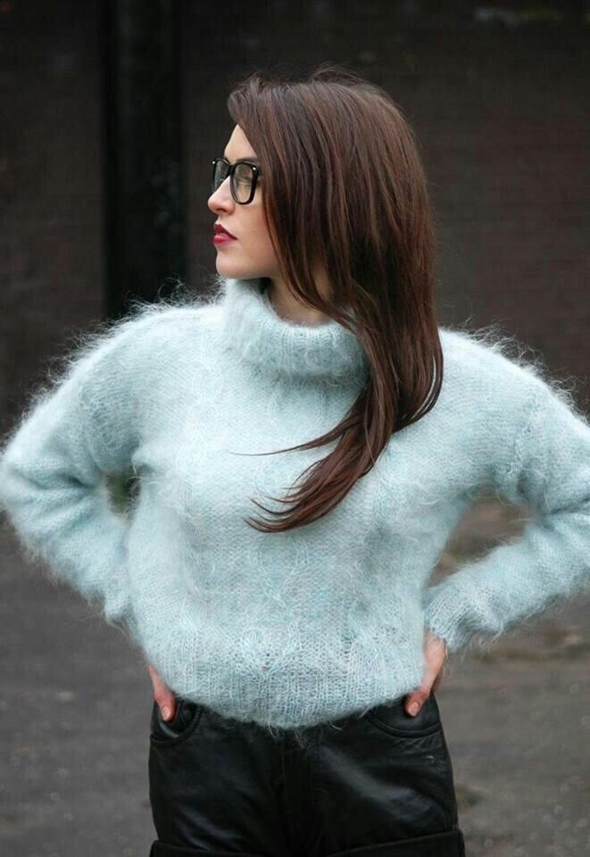 پلیور موهر خزدار زنانه ابی اسمانی