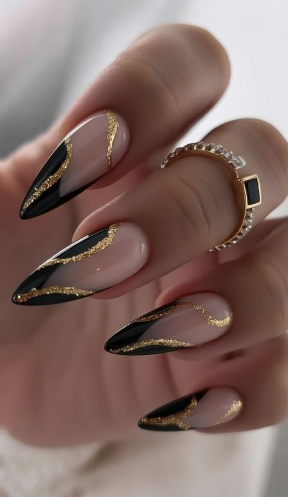 دیزاین ناخن مشکی و صورتی