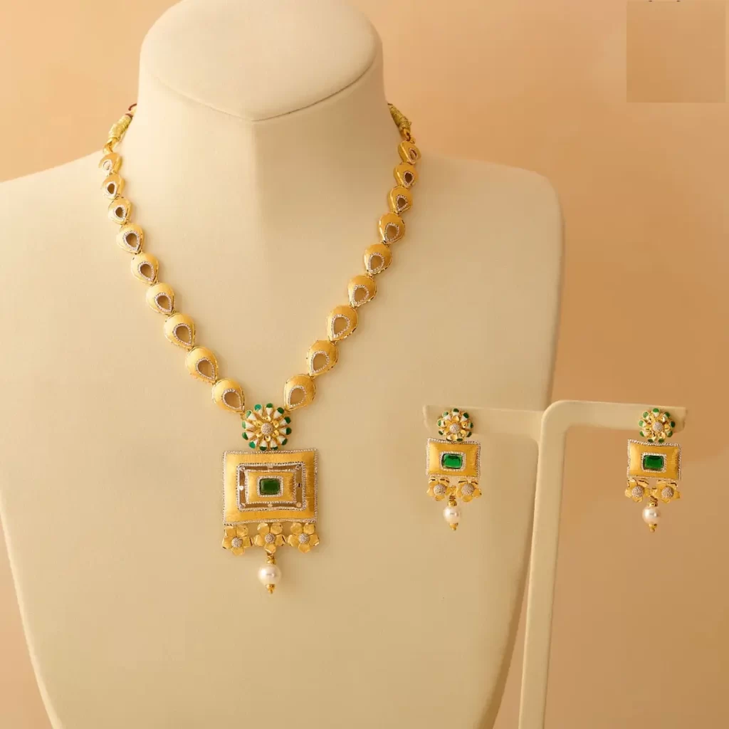 گردنبند طلا ترند ۲۰۲۵