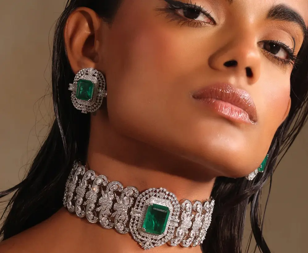 سرویس گردنبند نقره با نگین سبز