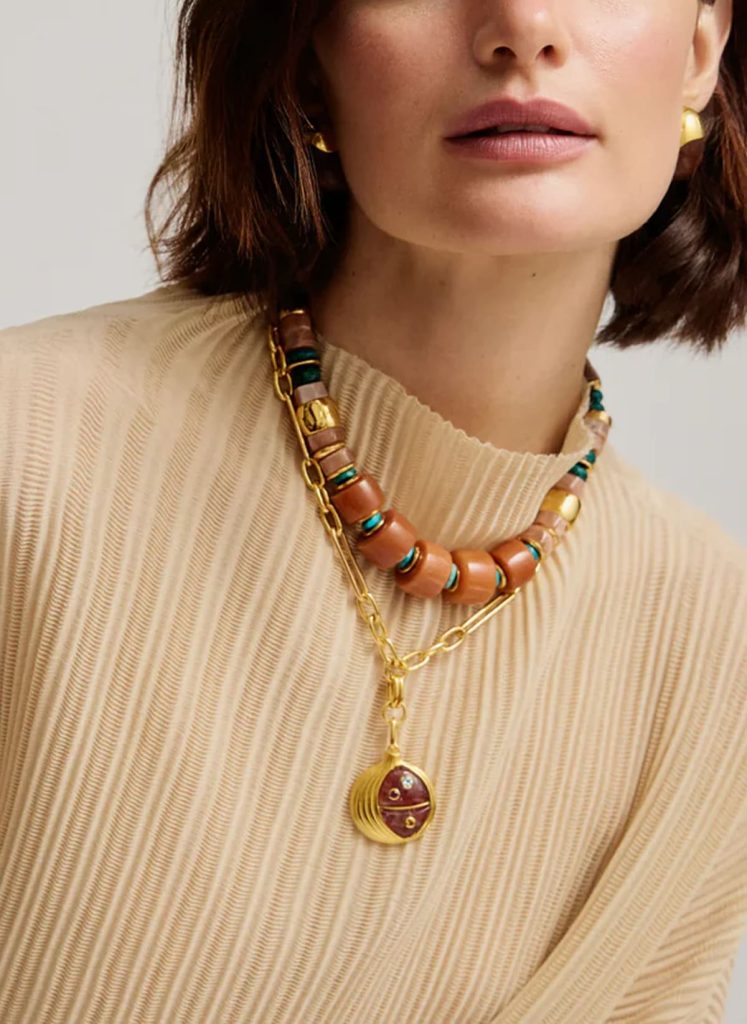 گردنبند لاکچری دخترونه طلا با نشان سکه ای