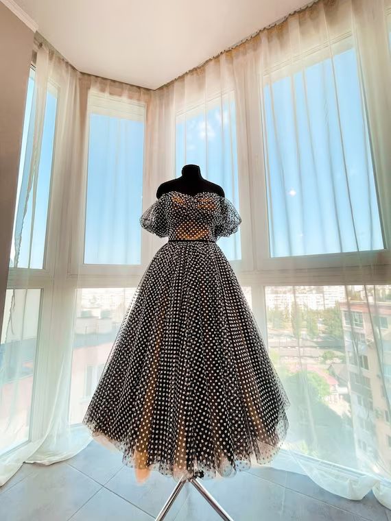 لباس مجلسی خالخالی سیاه وسفید