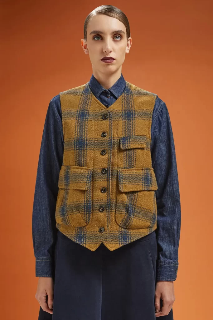 جلیقه زنانه سنتی قهوه ای جیب دار