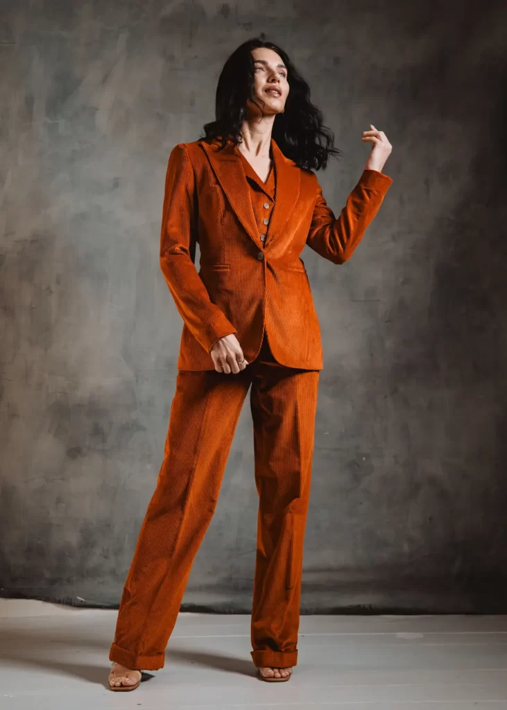 ست کت و شلوار مخمل کبریتی زنانه نارنجی