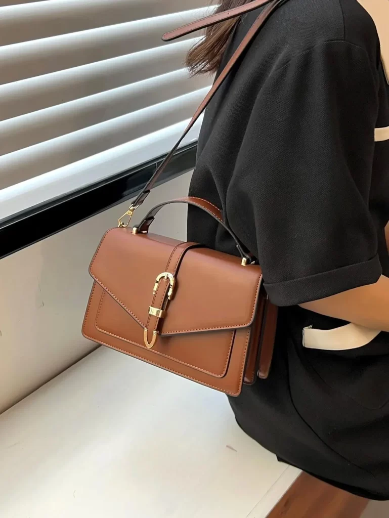 کیف دوشی قهوه‌ای