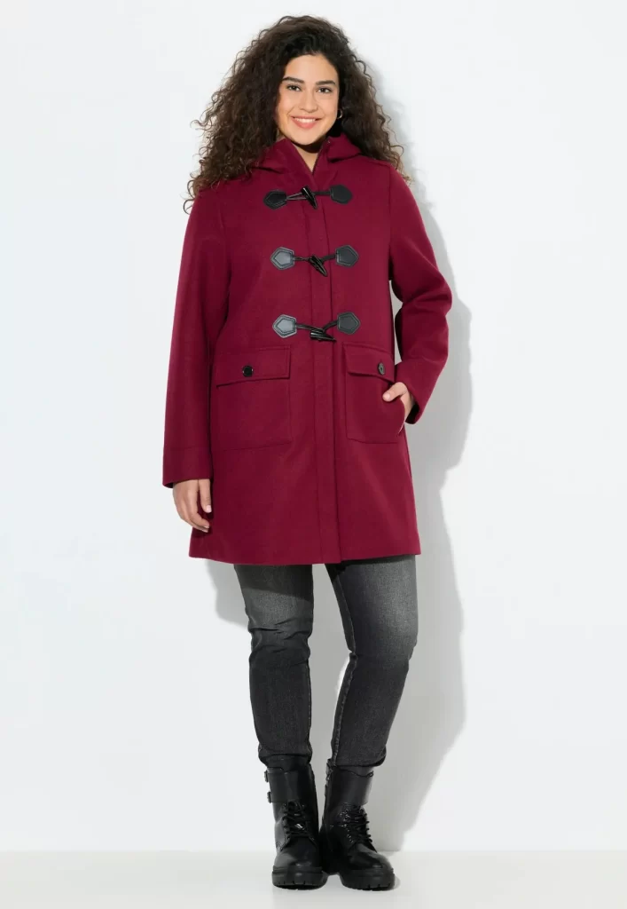 استایل پاییزی با کت چری کوتاه