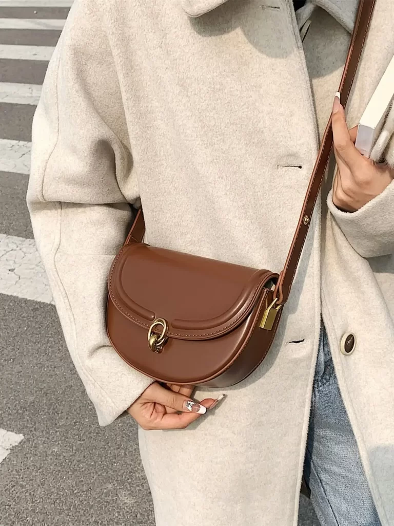 کیف دوشی قهوه‌ای