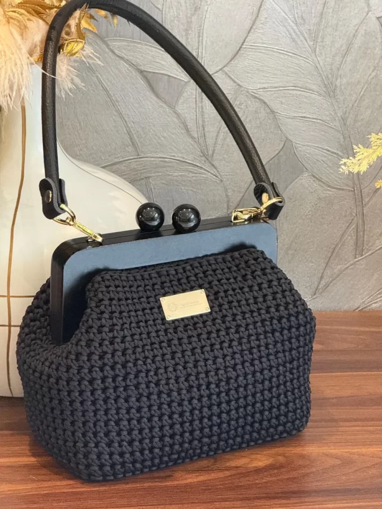 کیف بافتنی چفتی سیاه